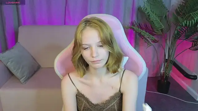แชท XXX สดของ AliceJohansone