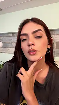 Chat XXX en directo de AliceRitter