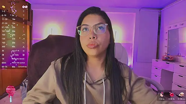 kloe28 élő XXX-chatje