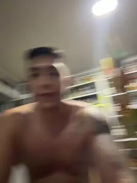 OliverWest04 Show Webcam