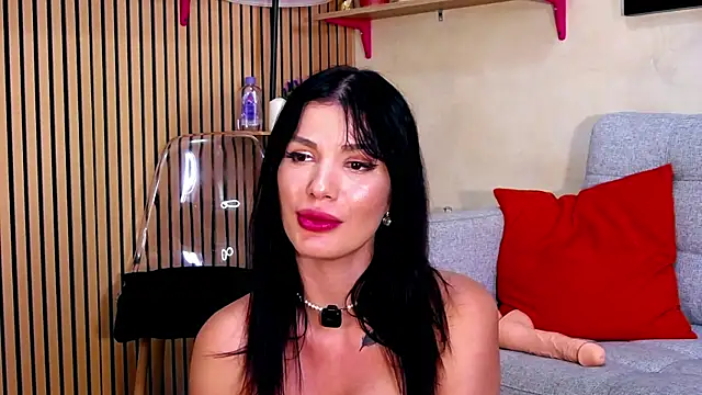 RaniaSnow live XXX chat