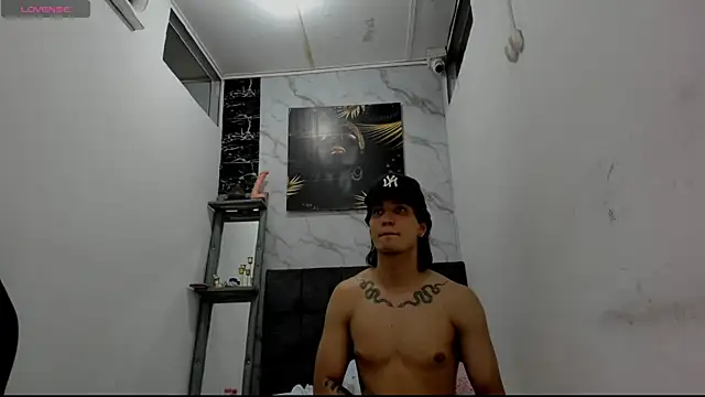 sweetauracouplen Live XXX chat