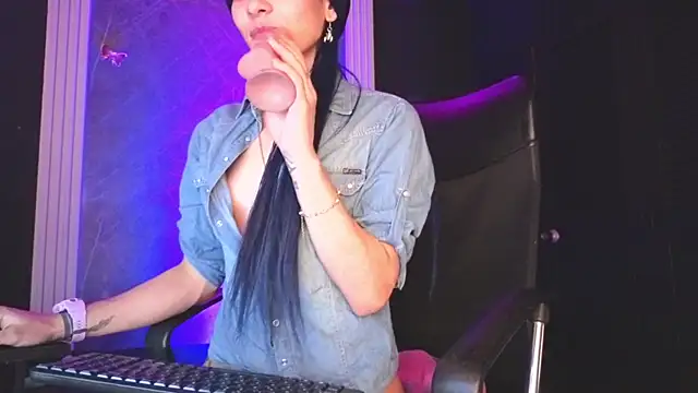 Chat +18 de haileycat ao vivo