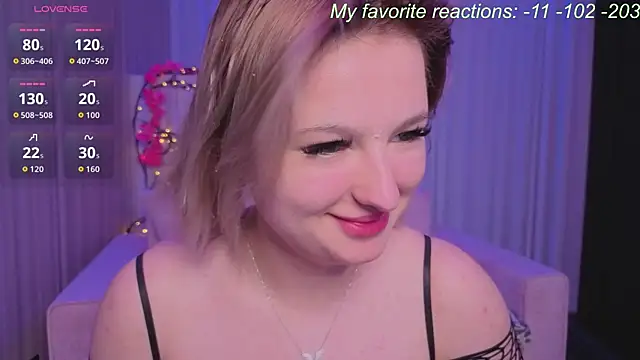 FruittySaladn Live XXX chat