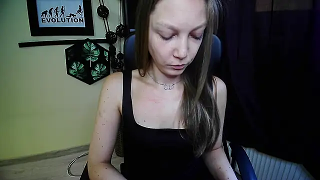 EmillyPlay's Live XXX Chat