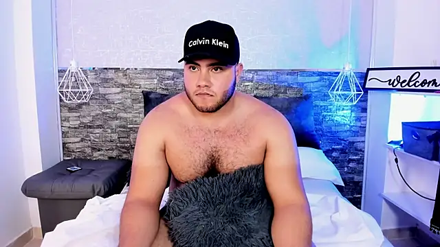 apolorusson Live XXX chat
