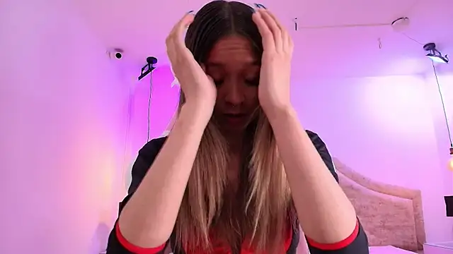 Chat +18 de Victoria_Adams14 ao vivo