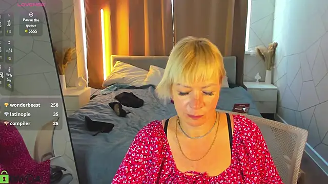 Ann_Annise Adlı Modelin Canlı XXX Sohbeti