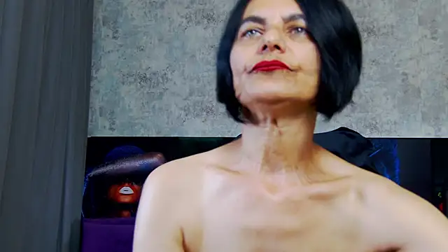 KalystaSwiss' Live XXX Chat