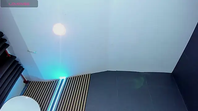 Nicolette_ks_'s Live XXX Chat