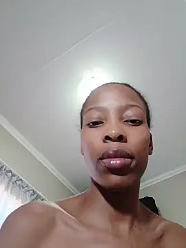 MsParisSmith Chat XXX live