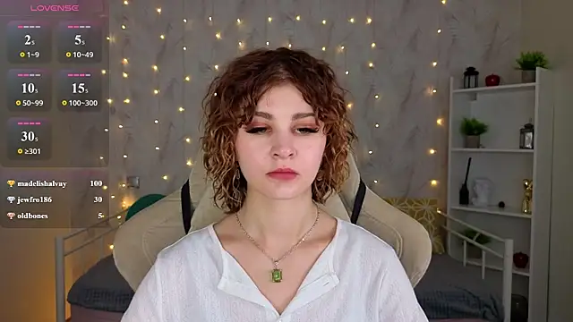 Kira__Fluffy's Live XXX Chat