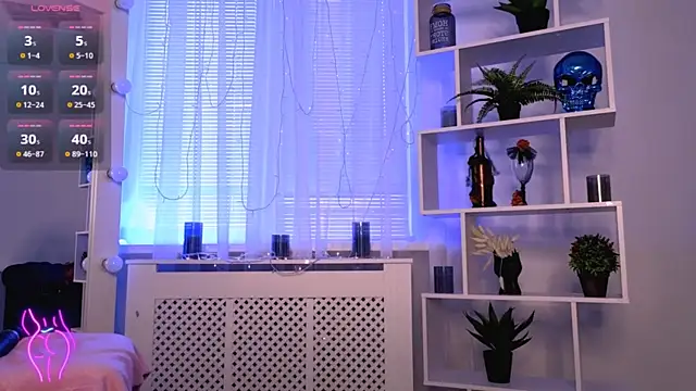 Alice_in_Bloom's Live XXX Chat