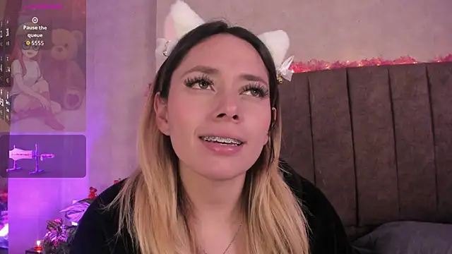 XXX chat uživo modela LanaMills_