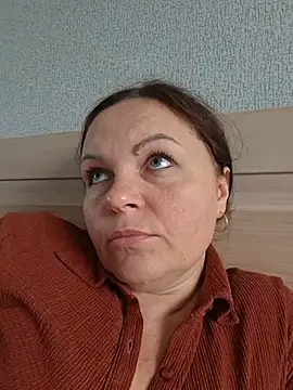 Chatroom XXX en direct de Meri_a