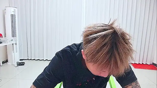 แชท XXX สดของ Chocolates-001