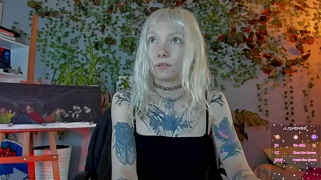 XXX chat uživo modela tattoo_art_baby