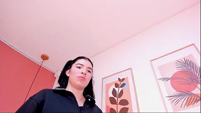 Zamira_Taylor লাইভ XXX চ্যাট