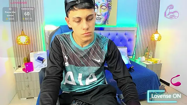 Chat +18 de Ethanx18_ ao vivo