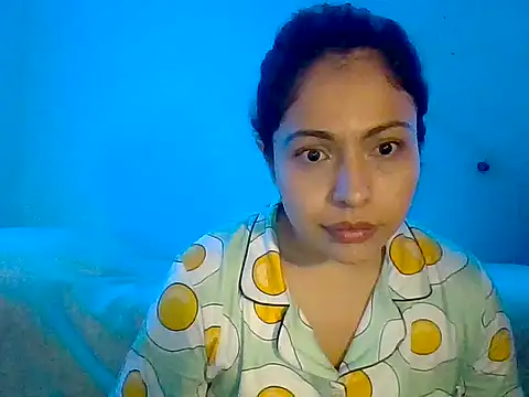 AnaDrained's Live XXX Chat