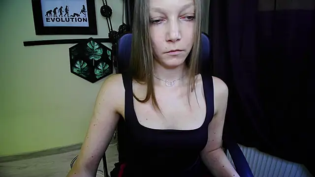 EmillyPlay's Live XXX Chat