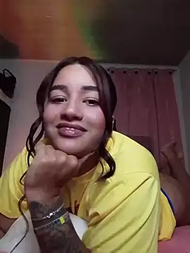 Little_Gaby_'s Live XXX Chat