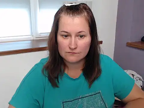 Chat +18 de Milfa_meddison ao vivo
