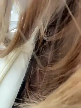 okgirl_23's Live XXX Chat