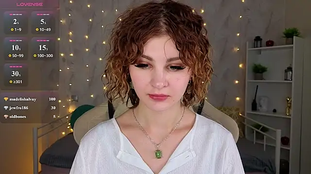 Kira__Fluffy's Live XXX Chat