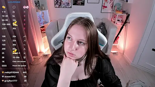 Živý XXX chat Elisabeth_Binder