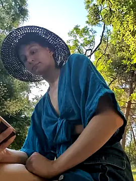 Julialexxxx – Live XXX-chat