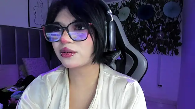 Chat XXX en directo de Kitty_Gang