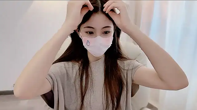 LH7n Live XXX chat