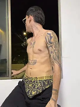 Chat +18 de NikoStone_ ao vivo