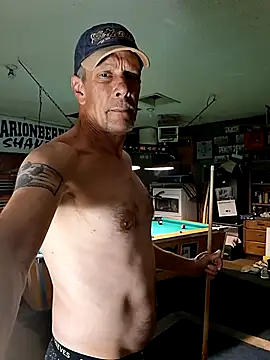 Онлайн чат XXX truckdawg2023