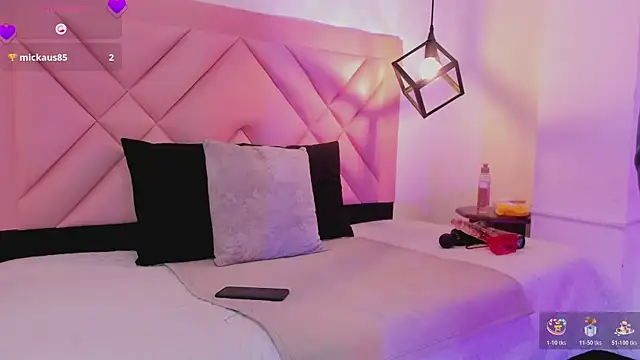curly_babe – Naživo XXX chat