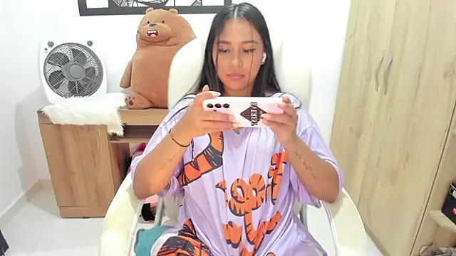 Ciara8's Live XXX Chat