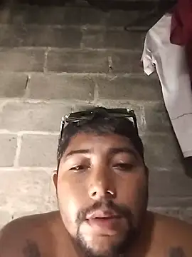 master_juju1924 Adlı Modelin Canlı XXX Sohbeti