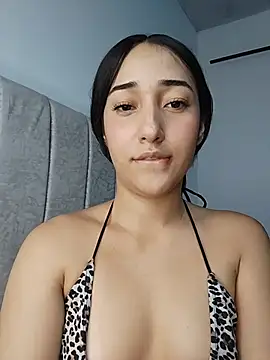 isabellaHill2 Chat XXX live
