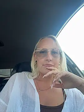 MerlinDaven Live XXX chat