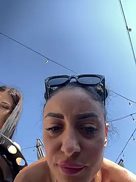 FeetVibe's Live XXX Chat