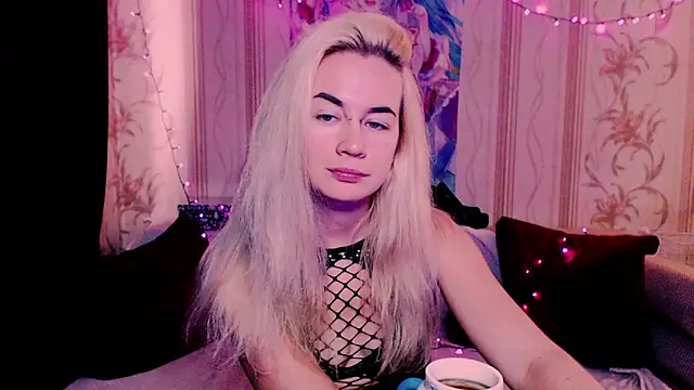 Онлайн ча т XXX xxxcharismaaa