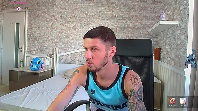 JonahShaw Adlı Modelin Canlı XXX Sohbeti