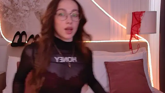 Emily_Simon's Live XXX Chat