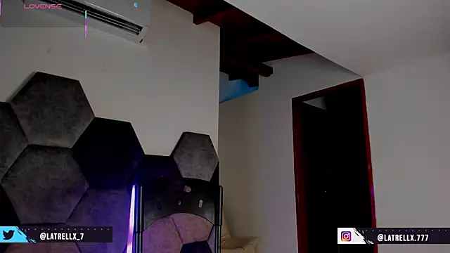 Latrellx7's Live XXX Chat