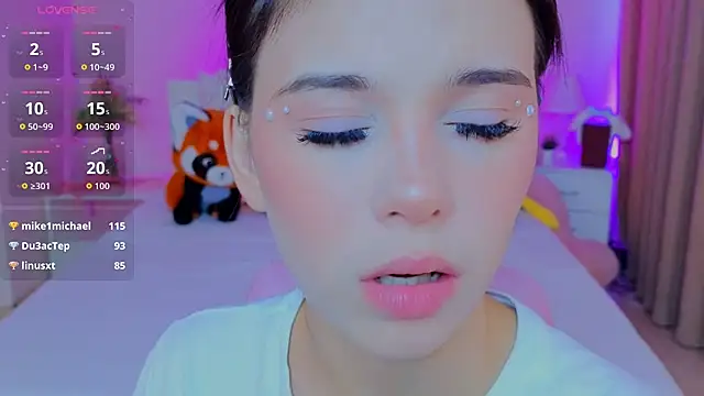 Hotary_Yuko Adlı Modelin Canlı XXX Sohbeti