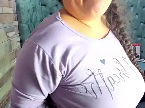 XXX chat uživo modela SaraThonson_