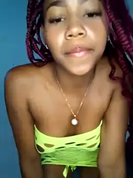 Chat XXX en directo de LittleCataleya