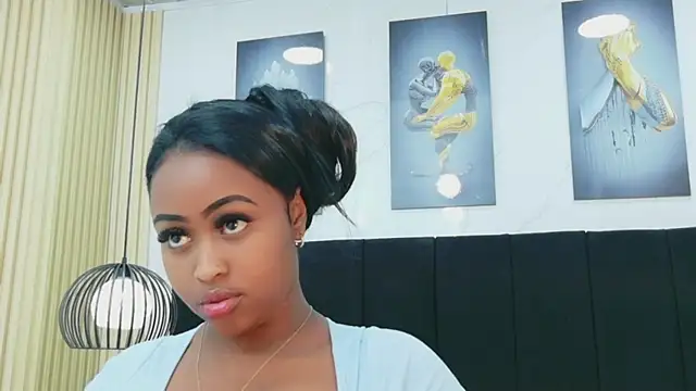 MySugarmoomy's Live XXX Chat