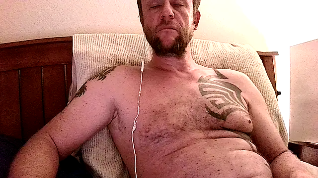 Yournaughty's Live XXX Chat